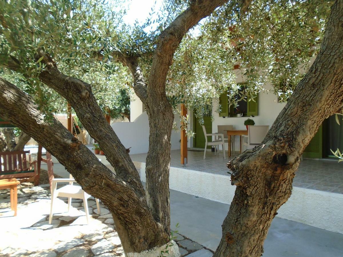 Leros Eleonas Apartments Алинда Экстерьер фото