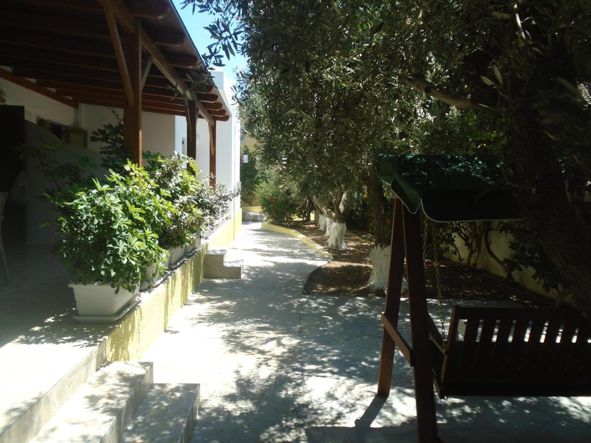 Leros Eleonas Apartments Алинда Экстерьер фото